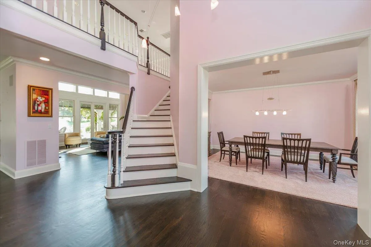 Dramatic Entry Foyer Dramatic Entry Foyer