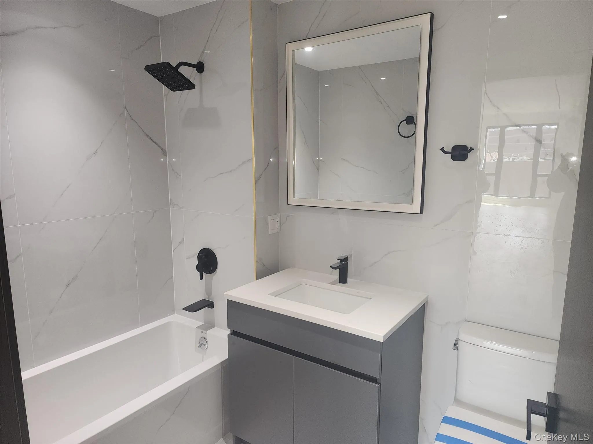 108-15 72 Avenue, New York, NY, 1 Bedroom Bedrooms, 4 Rooms Rooms,1 BathroomBathrooms,Residential Lease,For Rent,72,0,1005422 108-15 72 Avenue, New York, NY, 1 Bedroom Bedrooms, 4 Rooms Rooms,1 BathroomBathrooms,Residential Lease,For Rent,72,0,1005422