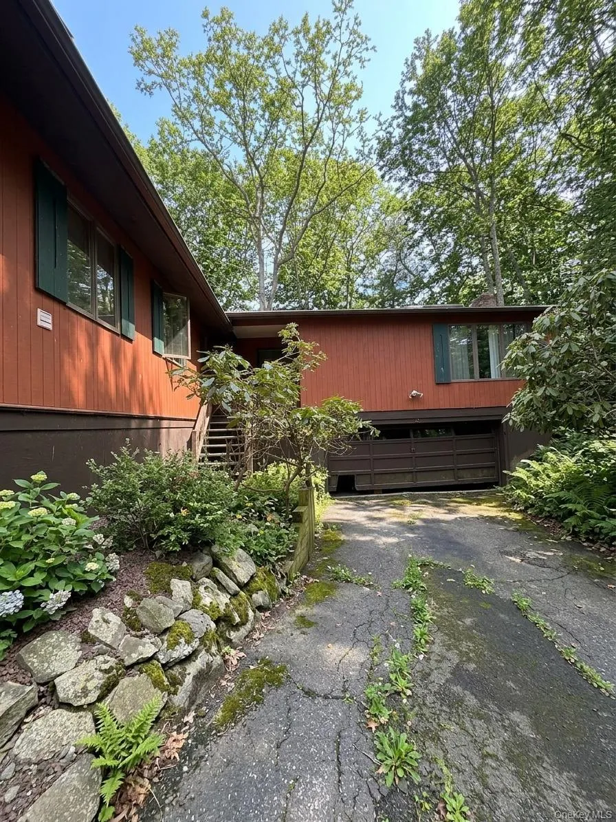 36 Pebble Path, Thompson, NY, 3 Bedrooms Bedrooms, 7 Rooms Rooms,3 BathroomsBathrooms,Residential,For Rent,Pebble,0,1005426 36 Pebble Path, Thompson, NY, 3 Bedrooms Bedrooms, 7 Rooms Rooms,3 BathroomsBathrooms,Residential,For Rent,Pebble,0,1005426