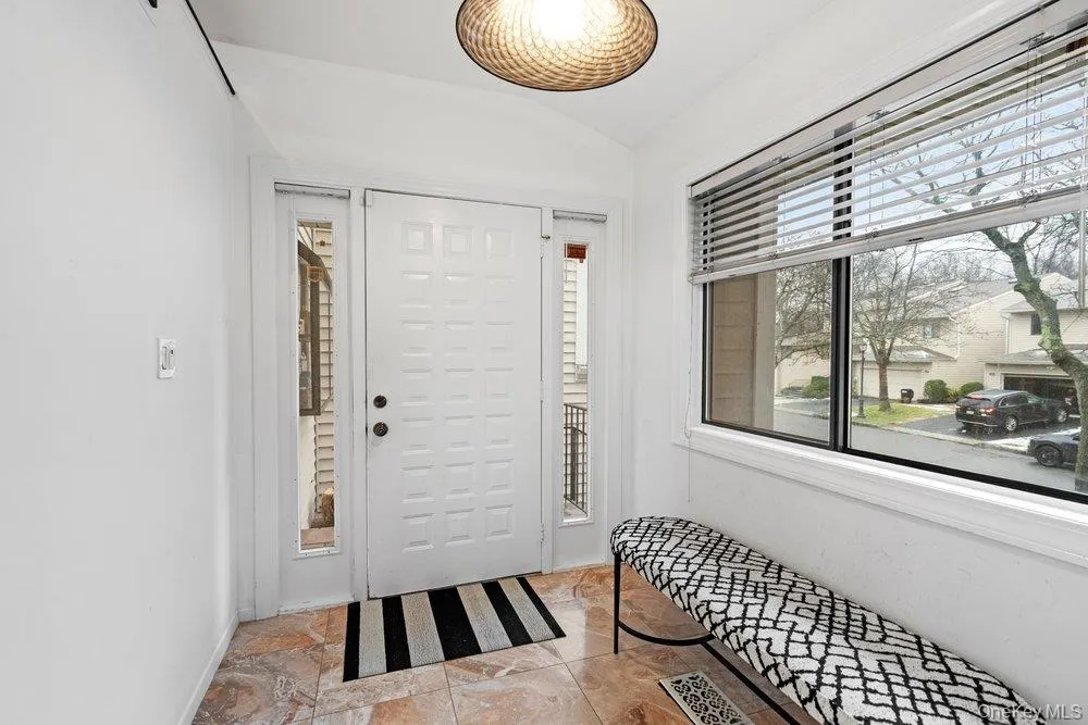 39 Chestnut Lane, Oyster Bay, NY, 4 Bedrooms Bedrooms, 8 Rooms Rooms,3 BathroomsBathrooms,Residential,For Rent,Chestnut,0,1005430 39 Chestnut Lane, Oyster Bay, NY, 4 Bedrooms Bedrooms, 8 Rooms Rooms,3 BathroomsBathrooms,Residential,For Rent,Chestnut,0,1005430