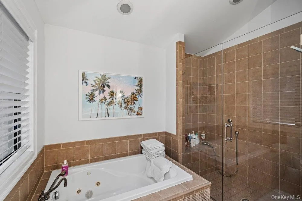 39 Chestnut Lane, Oyster Bay, NY, 4 Bedrooms Bedrooms, 8 Rooms Rooms,3 BathroomsBathrooms,Residential,For Rent,Chestnut,0,1005430 39 Chestnut Lane, Oyster Bay, NY, 4 Bedrooms Bedrooms, 8 Rooms Rooms,3 BathroomsBathrooms,Residential,For Rent,Chestnut,0,1005430
