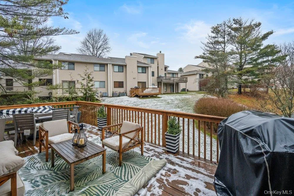 39 Chestnut Lane, Oyster Bay, NY, 4 Bedrooms Bedrooms, 8 Rooms Rooms,3 BathroomsBathrooms,Residential,For Rent,Chestnut,0,1005430 39 Chestnut Lane, Oyster Bay, NY, 4 Bedrooms Bedrooms, 8 Rooms Rooms,3 BathroomsBathrooms,Residential,For Rent,Chestnut,0,1005430
