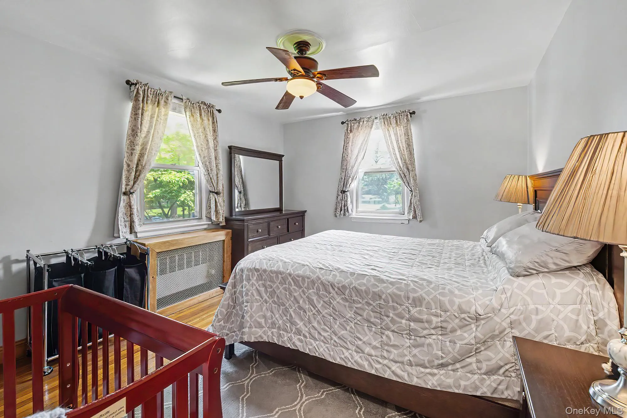 Bedroom with ceiling fan Bedroom with ceiling fan
