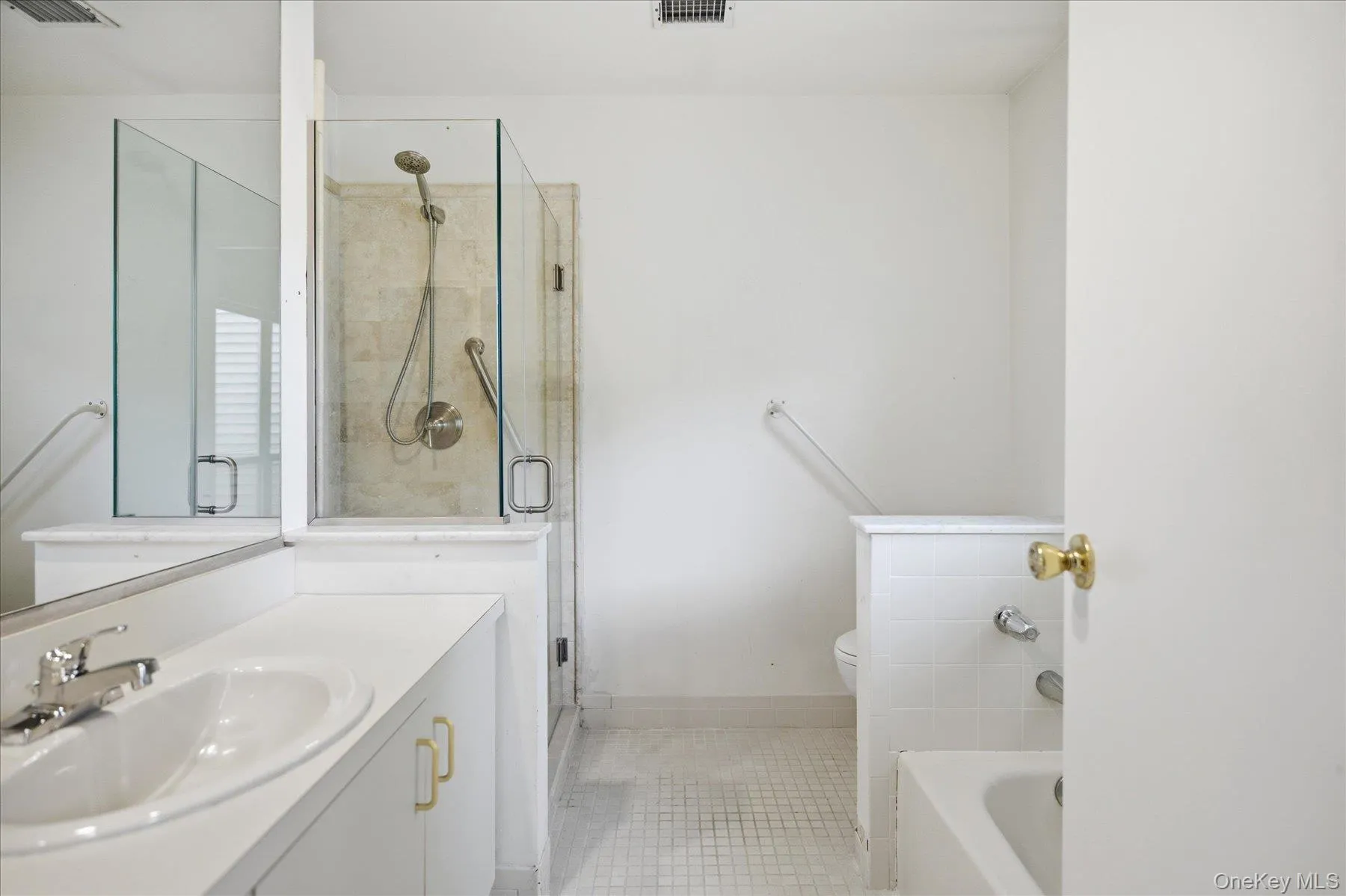 79 Pond Lane, Smithtown, NY, 2 Bedrooms Bedrooms, 5 Rooms Rooms,1 BathroomBathrooms,Residential,For Rent,Pond,0,1005438 79 Pond Lane, Smithtown, NY, 2 Bedrooms Bedrooms, 5 Rooms Rooms,1 BathroomBathrooms,Residential,For Rent,Pond,0,1005438