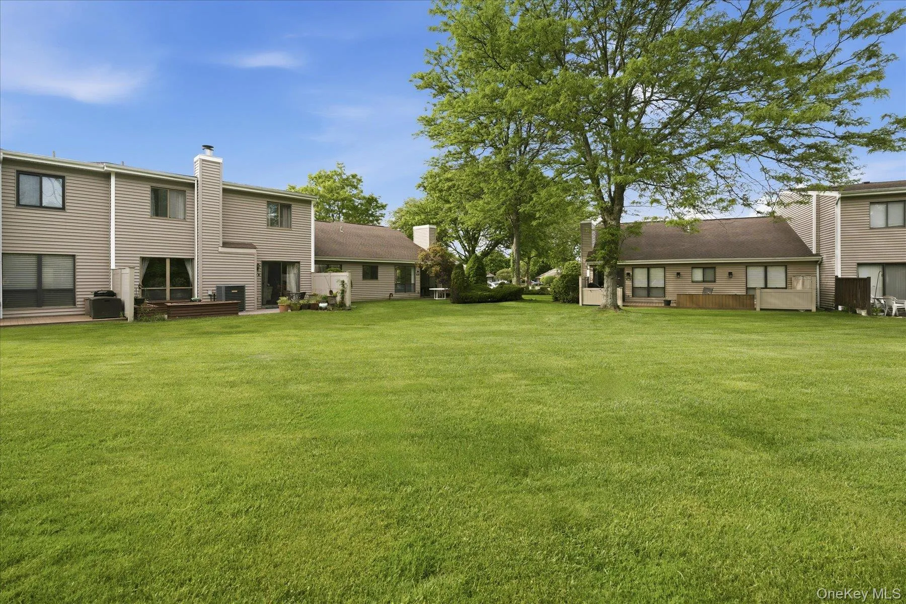 79 Pond Lane, Smithtown, NY, 2 Bedrooms Bedrooms, 5 Rooms Rooms,1 BathroomBathrooms,Residential,For Rent,Pond,0,1005438 79 Pond Lane, Smithtown, NY, 2 Bedrooms Bedrooms, 5 Rooms Rooms,1 BathroomBathrooms,Residential,For Rent,Pond,0,1005438