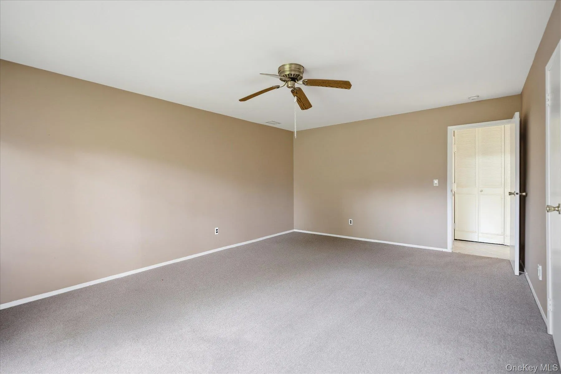 79 Pond Lane, Smithtown, NY, 2 Bedrooms Bedrooms, 5 Rooms Rooms,1 BathroomBathrooms,Residential,For Rent,Pond,0,1005438 79 Pond Lane, Smithtown, NY, 2 Bedrooms Bedrooms, 5 Rooms Rooms,1 BathroomBathrooms,Residential,For Rent,Pond,0,1005438