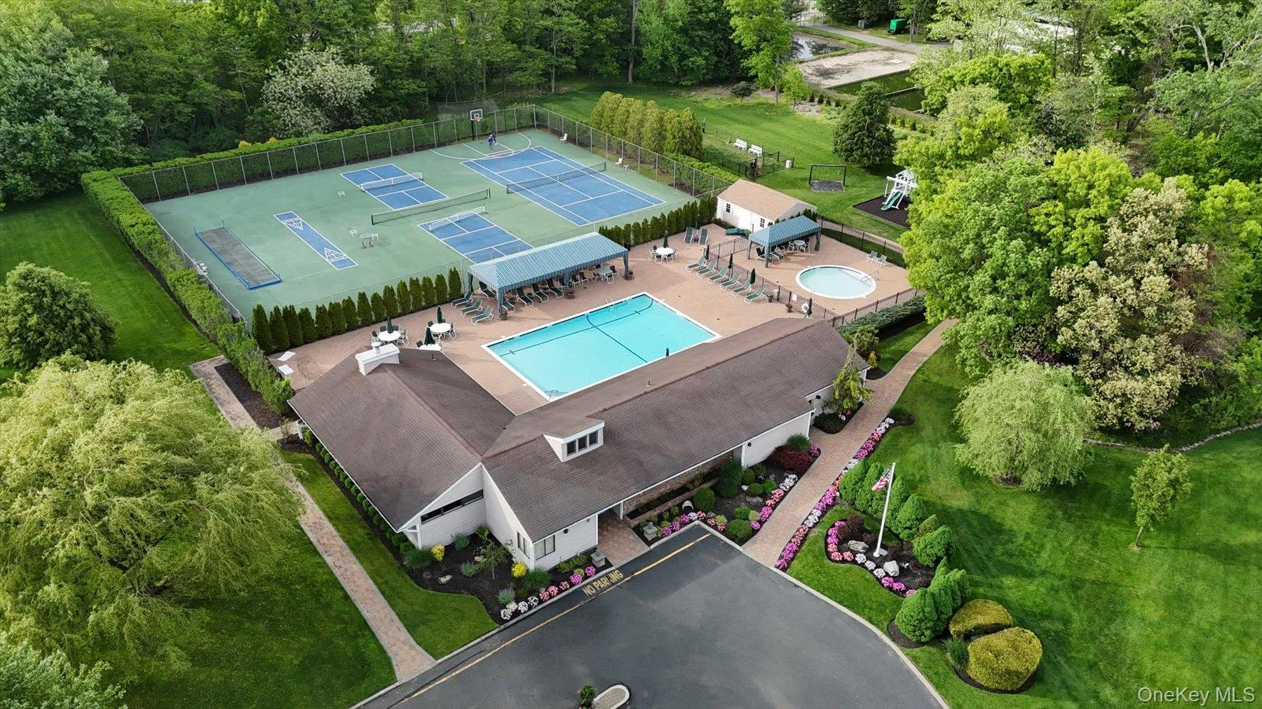 79 Pond Lane, Smithtown, NY, 2 Bedrooms Bedrooms, 5 Rooms Rooms,1 BathroomBathrooms,Residential,For Rent,Pond,0,1005438 79 Pond Lane, Smithtown, NY, 2 Bedrooms Bedrooms, 5 Rooms Rooms,1 BathroomBathrooms,Residential,For Rent,Pond,0,1005438