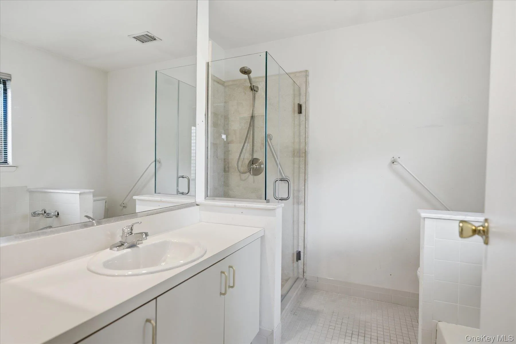 79 Pond Lane, Smithtown, NY, 2 Bedrooms Bedrooms, 5 Rooms Rooms,1 BathroomBathrooms,Residential,For Rent,Pond,0,1005438 79 Pond Lane, Smithtown, NY, 2 Bedrooms Bedrooms, 5 Rooms Rooms,1 BathroomBathrooms,Residential,For Rent,Pond,0,1005438