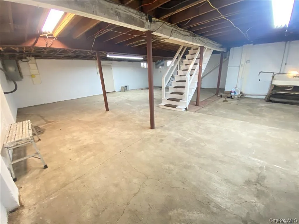 130 Route 17k, Newburgh (town), NY, 3 Bedrooms Bedrooms, 8 Rooms Rooms,1 BathroomBathrooms,Residential Lease,For Rent,Route 17k,0,1005447 130 Route 17k, Newburgh (town), NY, 3 Bedrooms Bedrooms, 8 Rooms Rooms,1 BathroomBathrooms,Residential Lease,For Rent,Route 17k,0,1005447