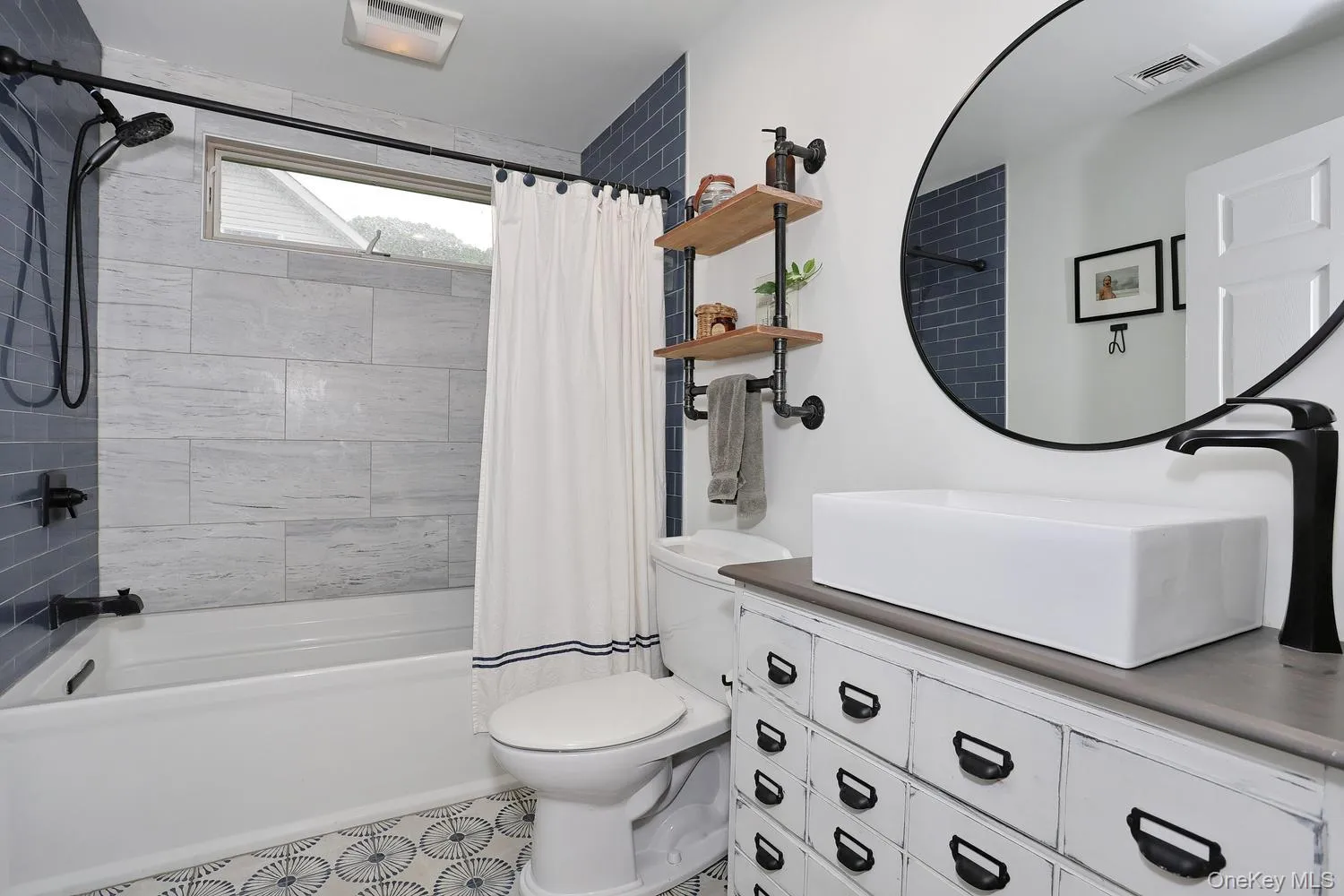 29 Clinton Avenue, Orangetown, NY, 4 Bedrooms Bedrooms, 16 Rooms Rooms,3 BathroomsBathrooms,Residential,For Rent,Clinton,0,1005449 29 Clinton Avenue, Orangetown, NY, 4 Bedrooms Bedrooms, 16 Rooms Rooms,3 BathroomsBathrooms,Residential,For Rent,Clinton,0,1005449