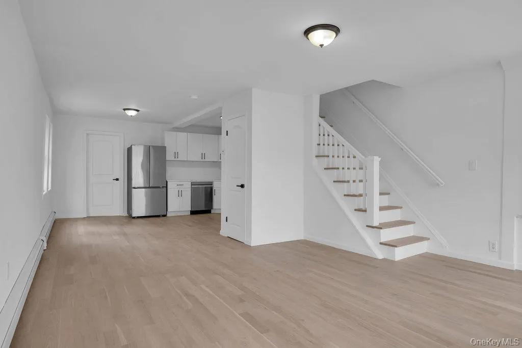 173-62 103rd Road, New York, NY, 3 Bedrooms Bedrooms, 5 Rooms Rooms,2 BathroomsBathrooms,Residential,For Rent,103rd,0,1005451 173-62 103rd Road, New York, NY, 3 Bedrooms Bedrooms, 5 Rooms Rooms,2 BathroomsBathrooms,Residential,For Rent,103rd,0,1005451