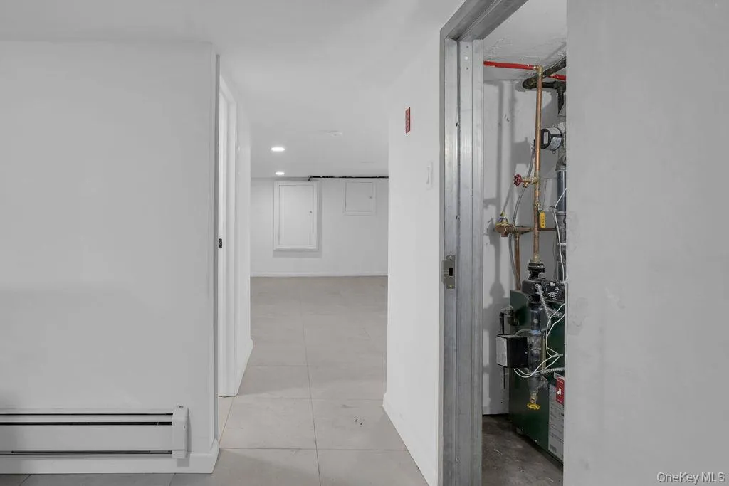 173-62 103rd Road, New York, NY, 3 Bedrooms Bedrooms, 5 Rooms Rooms,2 BathroomsBathrooms,Residential,For Rent,103rd,0,1005451 173-62 103rd Road, New York, NY, 3 Bedrooms Bedrooms, 5 Rooms Rooms,2 BathroomsBathrooms,Residential,For Rent,103rd,0,1005451