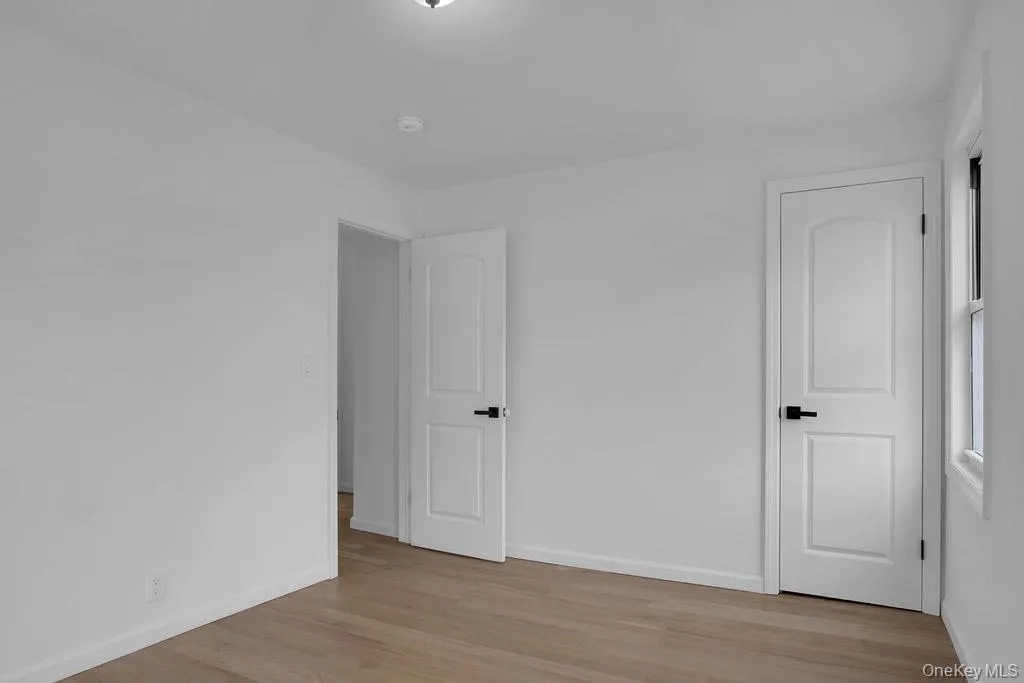 173-62 103rd Road, New York, NY, 3 Bedrooms Bedrooms, 5 Rooms Rooms,2 BathroomsBathrooms,Residential,For Rent,103rd,0,1005451 173-62 103rd Road, New York, NY, 3 Bedrooms Bedrooms, 5 Rooms Rooms,2 BathroomsBathrooms,Residential,For Rent,103rd,0,1005451
