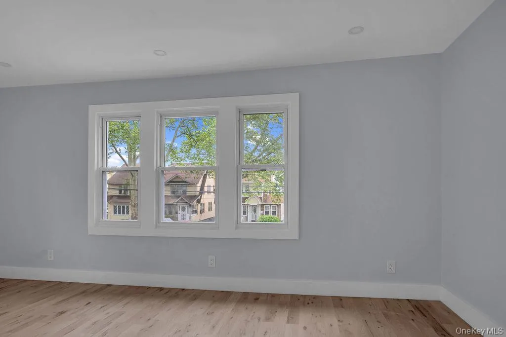191-37 115th Avenue, New York, NY, 4 Bedrooms Bedrooms, 6 Rooms Rooms,1 BathroomBathrooms,Residential,For Rent,115th,0,1005455 191-37 115th Avenue, New York, NY, 4 Bedrooms Bedrooms, 6 Rooms Rooms,1 BathroomBathrooms,Residential,For Rent,115th,0,1005455