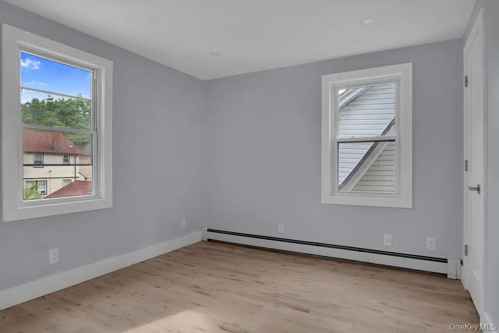 191-37 115th Avenue, New York, NY, 4 Bedrooms Bedrooms, 6 Rooms Rooms,1 BathroomBathrooms,Residential,For Rent,115th,0,1005455 191-37 115th Avenue, New York, NY, 4 Bedrooms Bedrooms, 6 Rooms Rooms,1 BathroomBathrooms,Residential,For Rent,115th,0,1005455