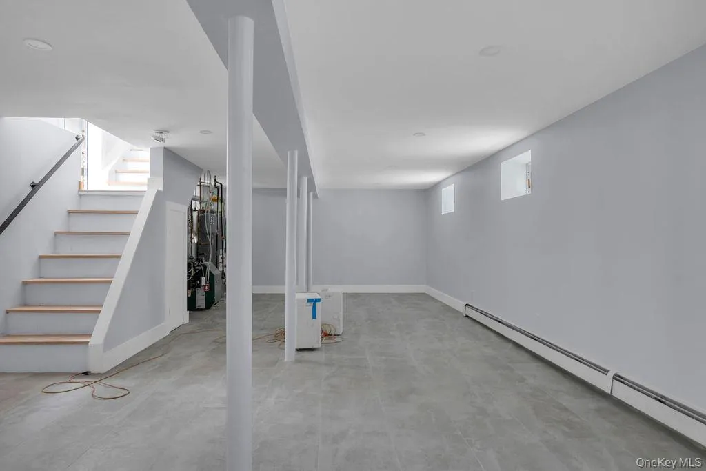 191-37 115th Avenue, New York, NY, 4 Bedrooms Bedrooms, 6 Rooms Rooms,1 BathroomBathrooms,Residential,For Rent,115th,0,1005455 191-37 115th Avenue, New York, NY, 4 Bedrooms Bedrooms, 6 Rooms Rooms,1 BathroomBathrooms,Residential,For Rent,115th,0,1005455