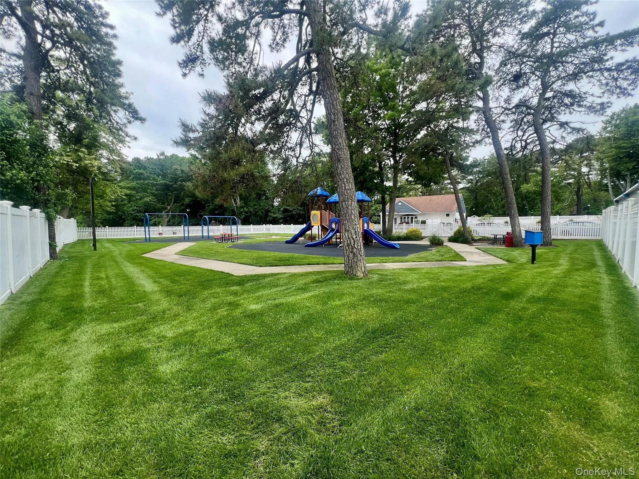 40 4th Street, Brookhaven, NY, 2 Bedrooms Bedrooms, 5 Rooms Rooms,1 BathroomBathrooms,Residential,For Rent,4th,0,1005460 40 4th Street, Brookhaven, NY, 2 Bedrooms Bedrooms, 5 Rooms Rooms,1 BathroomBathrooms,Residential,For Rent,4th,0,1005460