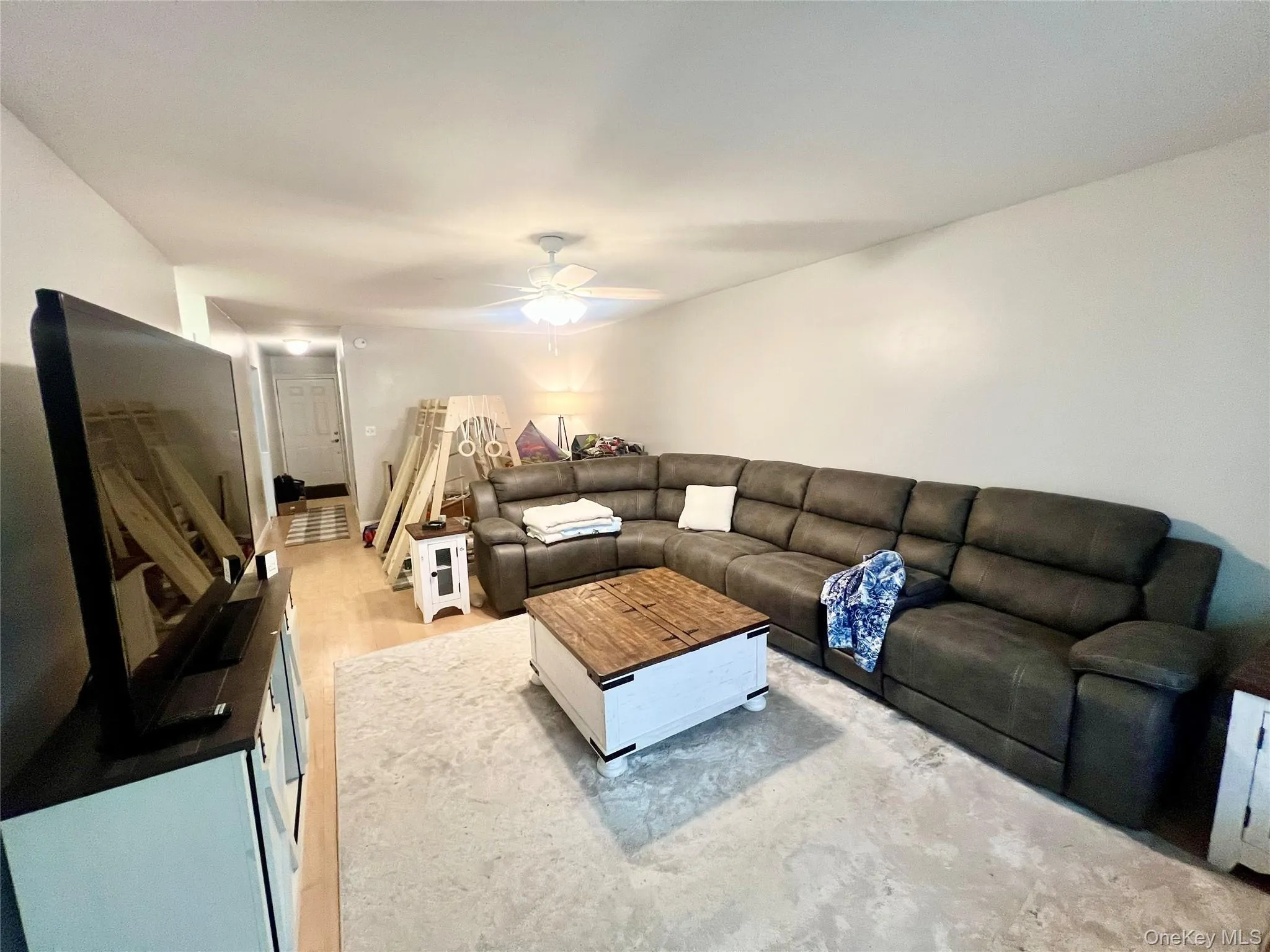 40 4th Street, Brookhaven, NY, 2 Bedrooms Bedrooms, 5 Rooms Rooms,1 BathroomBathrooms,Residential,For Rent,4th,0,1005460 40 4th Street, Brookhaven, NY, 2 Bedrooms Bedrooms, 5 Rooms Rooms,1 BathroomBathrooms,Residential,For Rent,4th,0,1005460