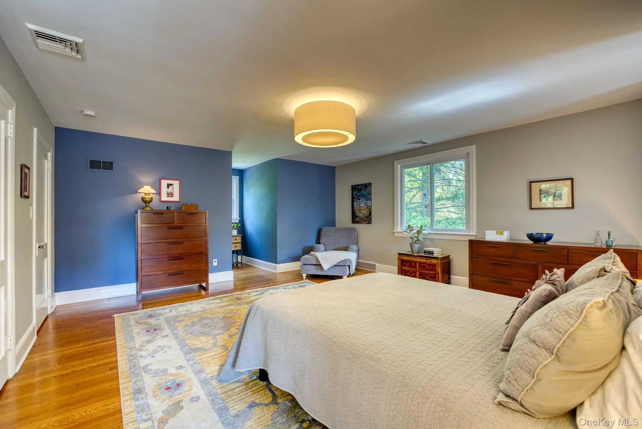 Bedroom cont....... Bedroom cont.......