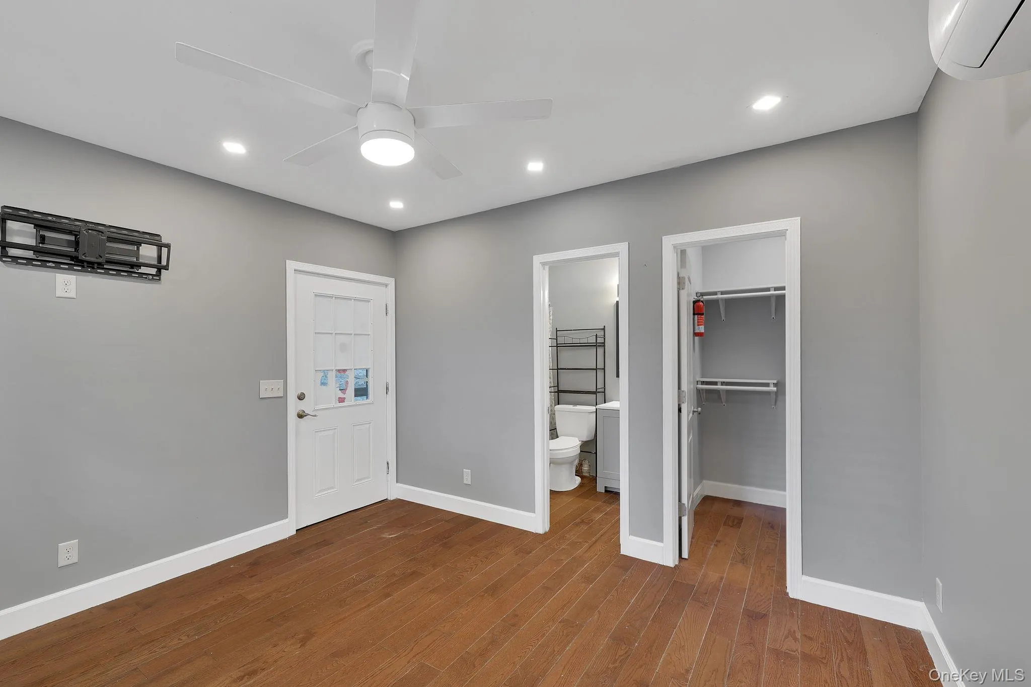 33 Seward Avenue, Port Jervis, NY, 4 Bedrooms Bedrooms, 14 Rooms Rooms,4 BathroomsBathrooms,Residential,For Rent,Seward,0,1005465 33 Seward Avenue, Port Jervis, NY, 4 Bedrooms Bedrooms, 14 Rooms Rooms,4 BathroomsBathrooms,Residential,For Rent,Seward,0,1005465