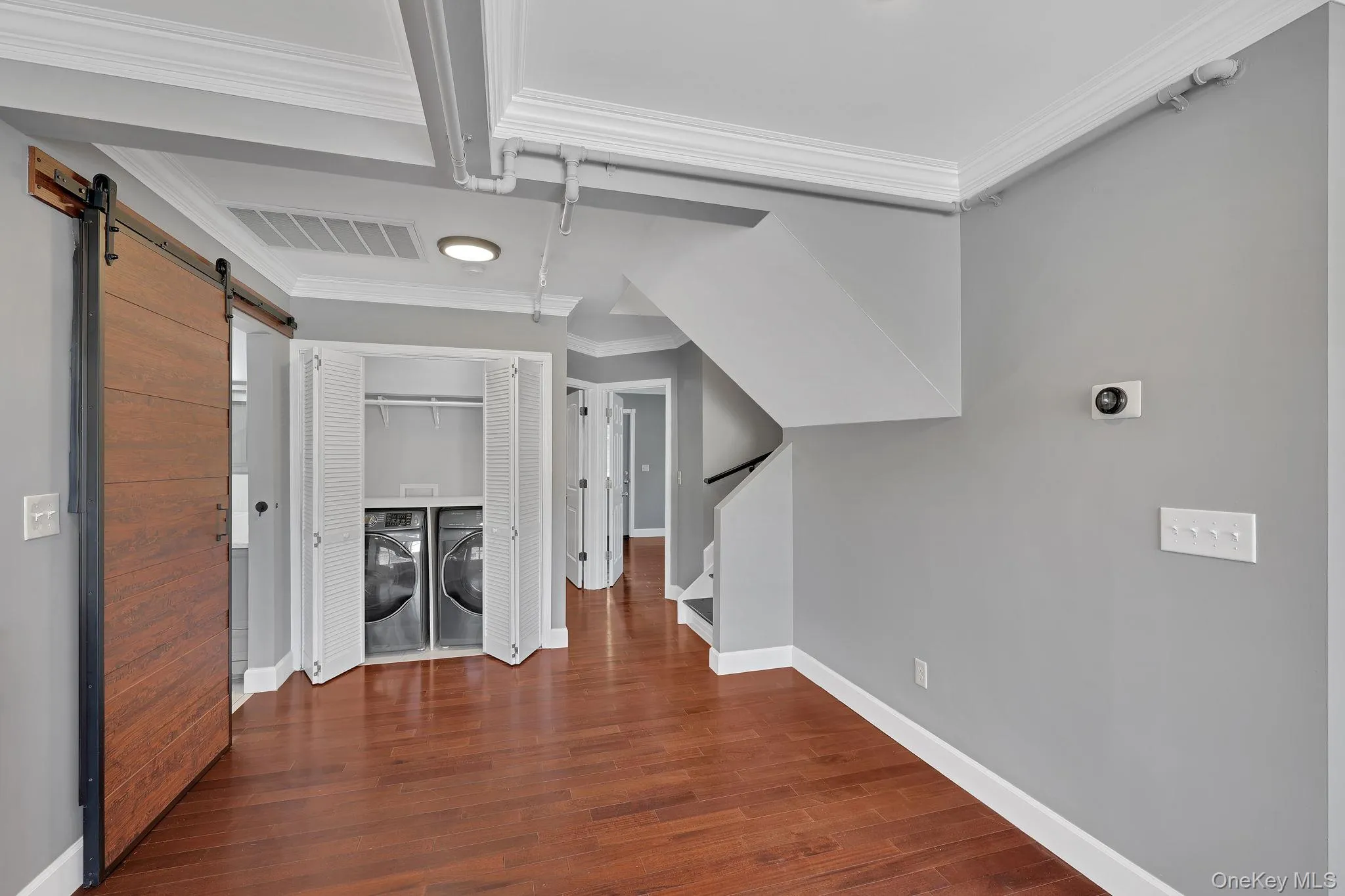 33 Seward Avenue, Port Jervis, NY, 4 Bedrooms Bedrooms, 14 Rooms Rooms,4 BathroomsBathrooms,Residential,For Rent,Seward,0,1005465 33 Seward Avenue, Port Jervis, NY, 4 Bedrooms Bedrooms, 14 Rooms Rooms,4 BathroomsBathrooms,Residential,For Rent,Seward,0,1005465