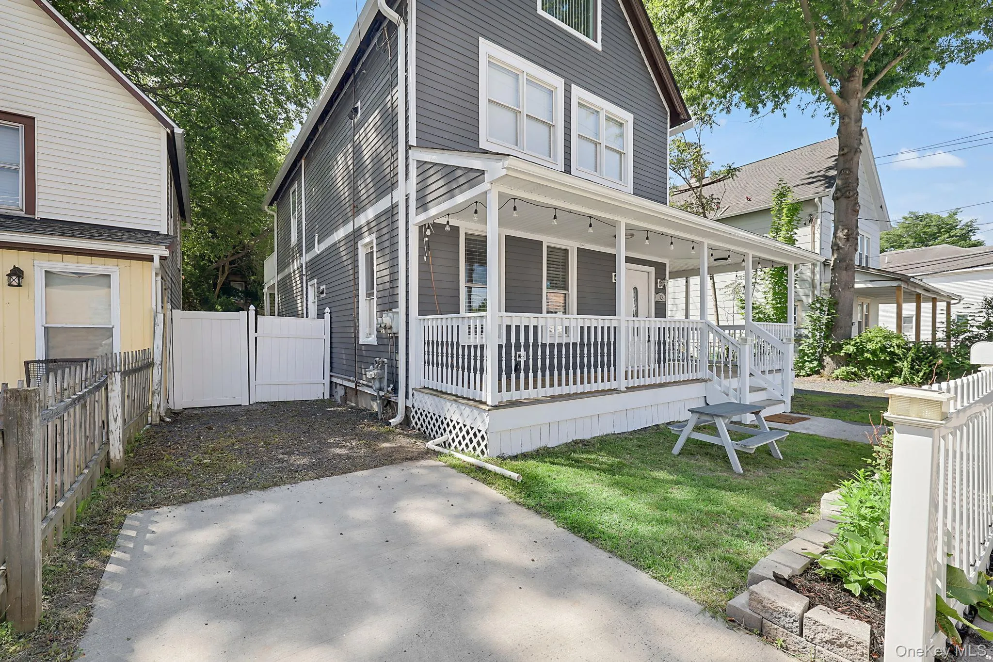 33 Seward Avenue, Port Jervis, NY, 4 Bedrooms Bedrooms, 14 Rooms Rooms,4 BathroomsBathrooms,Residential,For Rent,Seward,0,1005465 33 Seward Avenue, Port Jervis, NY, 4 Bedrooms Bedrooms, 14 Rooms Rooms,4 BathroomsBathrooms,Residential,For Rent,Seward,0,1005465