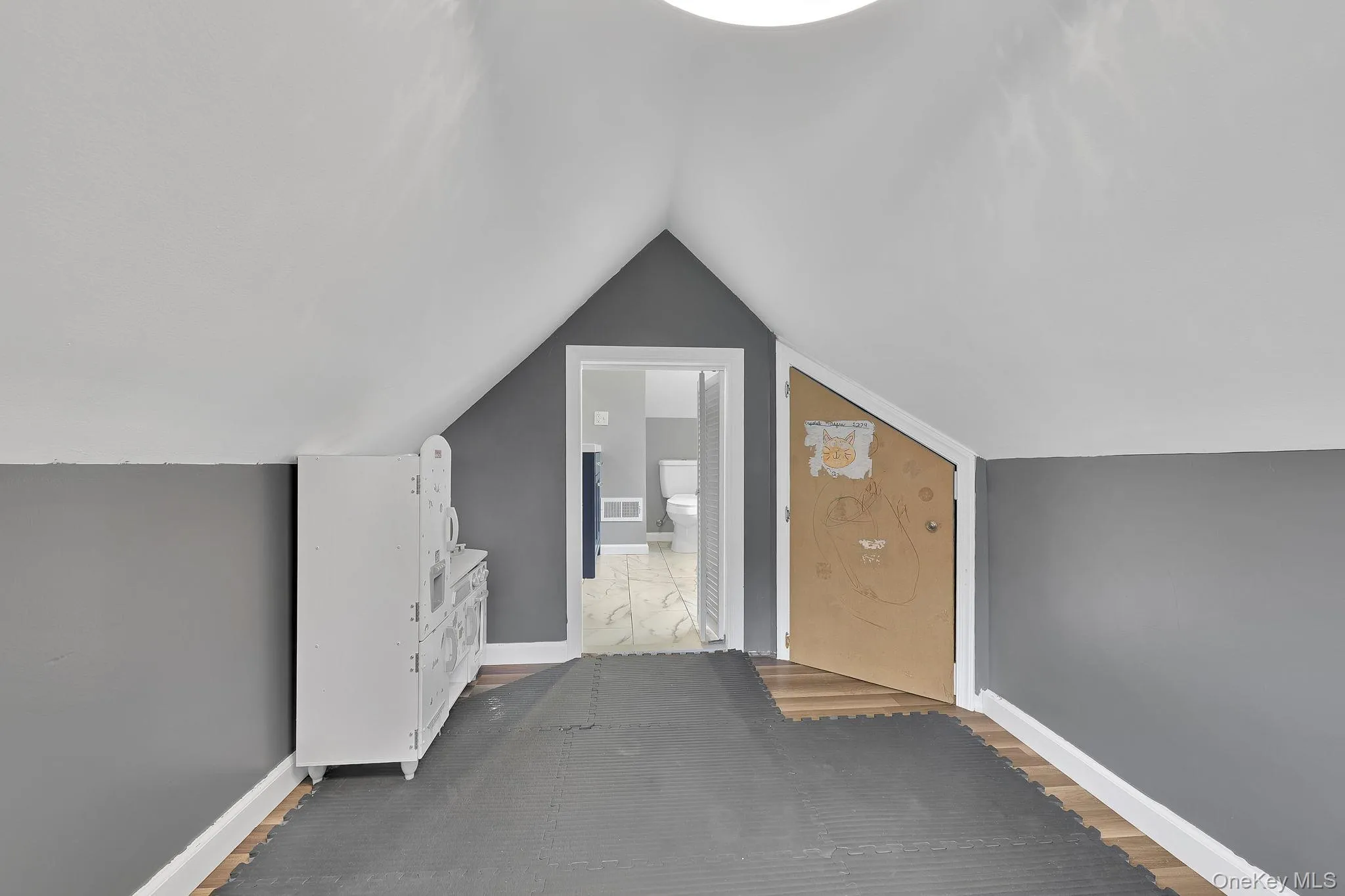 33 Seward Avenue, Port Jervis, NY, 4 Bedrooms Bedrooms, 14 Rooms Rooms,4 BathroomsBathrooms,Residential,For Rent,Seward,0,1005465 33 Seward Avenue, Port Jervis, NY, 4 Bedrooms Bedrooms, 14 Rooms Rooms,4 BathroomsBathrooms,Residential,For Rent,Seward,0,1005465