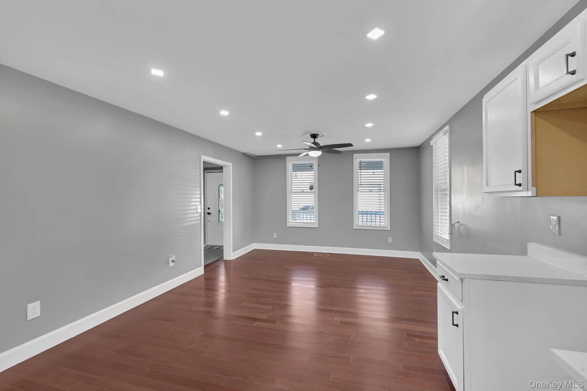 33 Seward Avenue, Port Jervis, NY, 4 Bedrooms Bedrooms, 14 Rooms Rooms,4 BathroomsBathrooms,Residential,For Rent,Seward,0,1005465 33 Seward Avenue, Port Jervis, NY, 4 Bedrooms Bedrooms, 14 Rooms Rooms,4 BathroomsBathrooms,Residential,For Rent,Seward,0,1005465