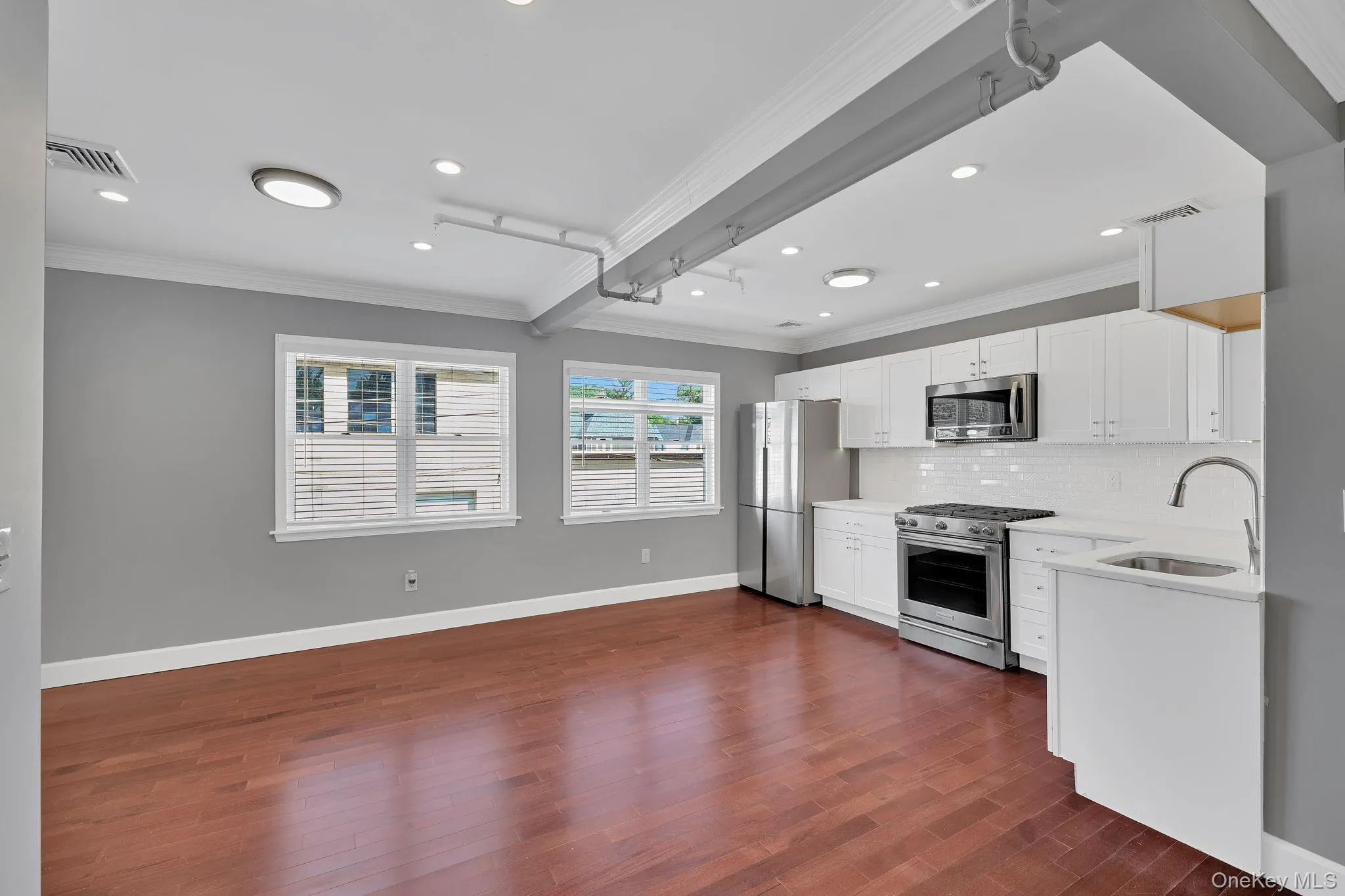 33 Seward Avenue, Port Jervis, NY, 4 Bedrooms Bedrooms, 14 Rooms Rooms,4 BathroomsBathrooms,Residential,For Rent,Seward,0,1005465 33 Seward Avenue, Port Jervis, NY, 4 Bedrooms Bedrooms, 14 Rooms Rooms,4 BathroomsBathrooms,Residential,For Rent,Seward,0,1005465