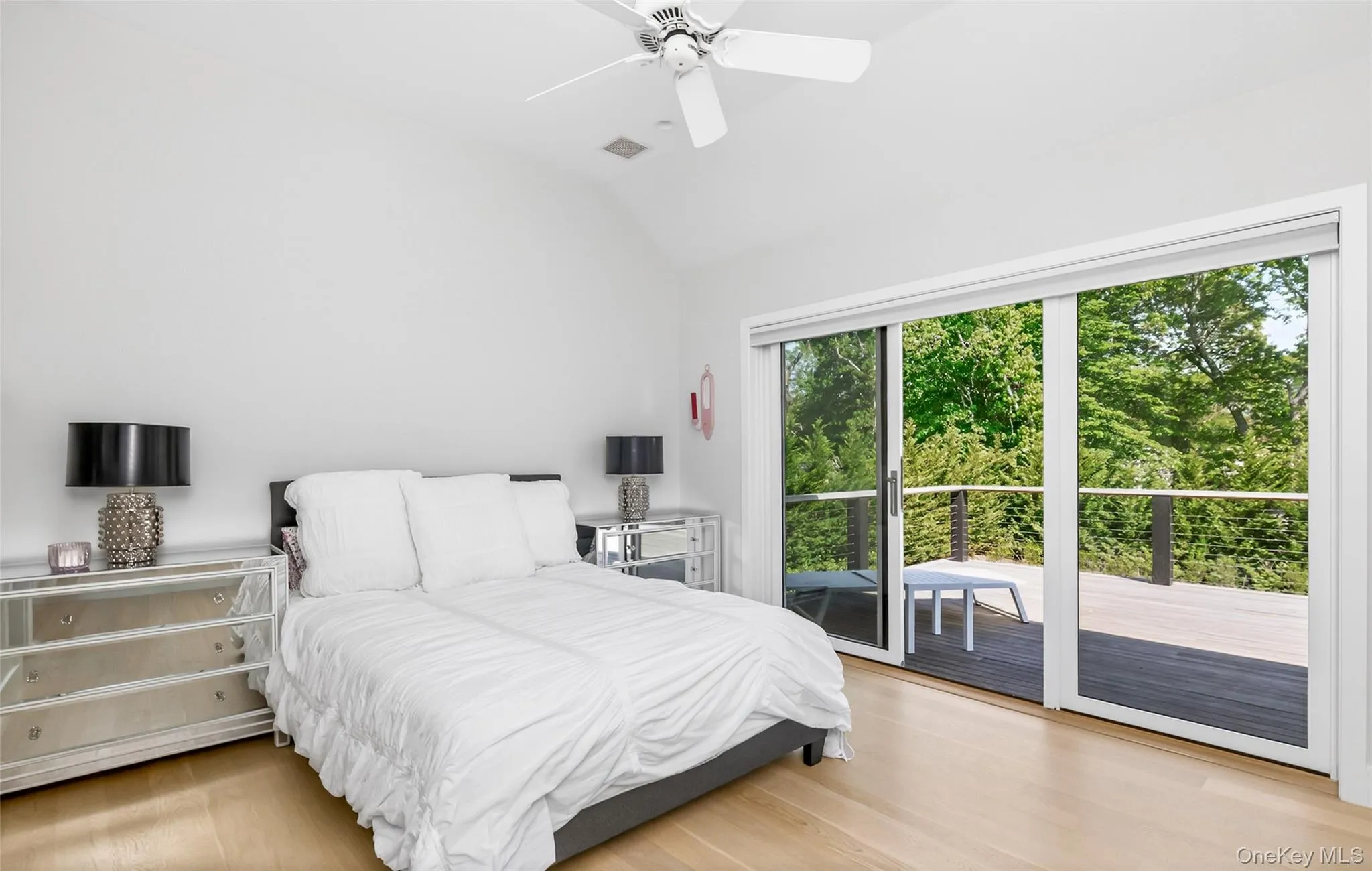 Ensuite Guest Bedroom 2 with Balcony Ensuite Guest Bedroom 2 with Balcony