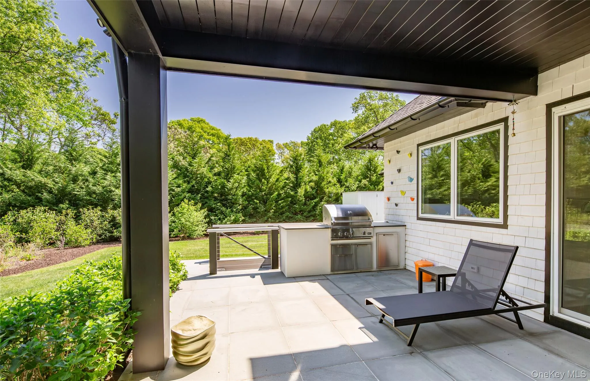 Lounge are with grilling station Lounge are with grilling station