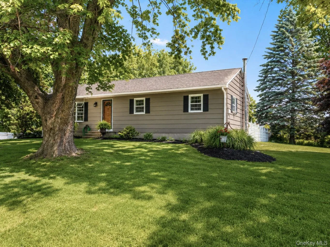 10 James Street, Crawford, NY, 3 Bedrooms Bedrooms, 8 Rooms Rooms,1 BathroomBathrooms,Residential,For Rent,James,0,1005467 10 James Street, Crawford, NY, 3 Bedrooms Bedrooms, 8 Rooms Rooms,1 BathroomBathrooms,Residential,For Rent,James,0,1005467