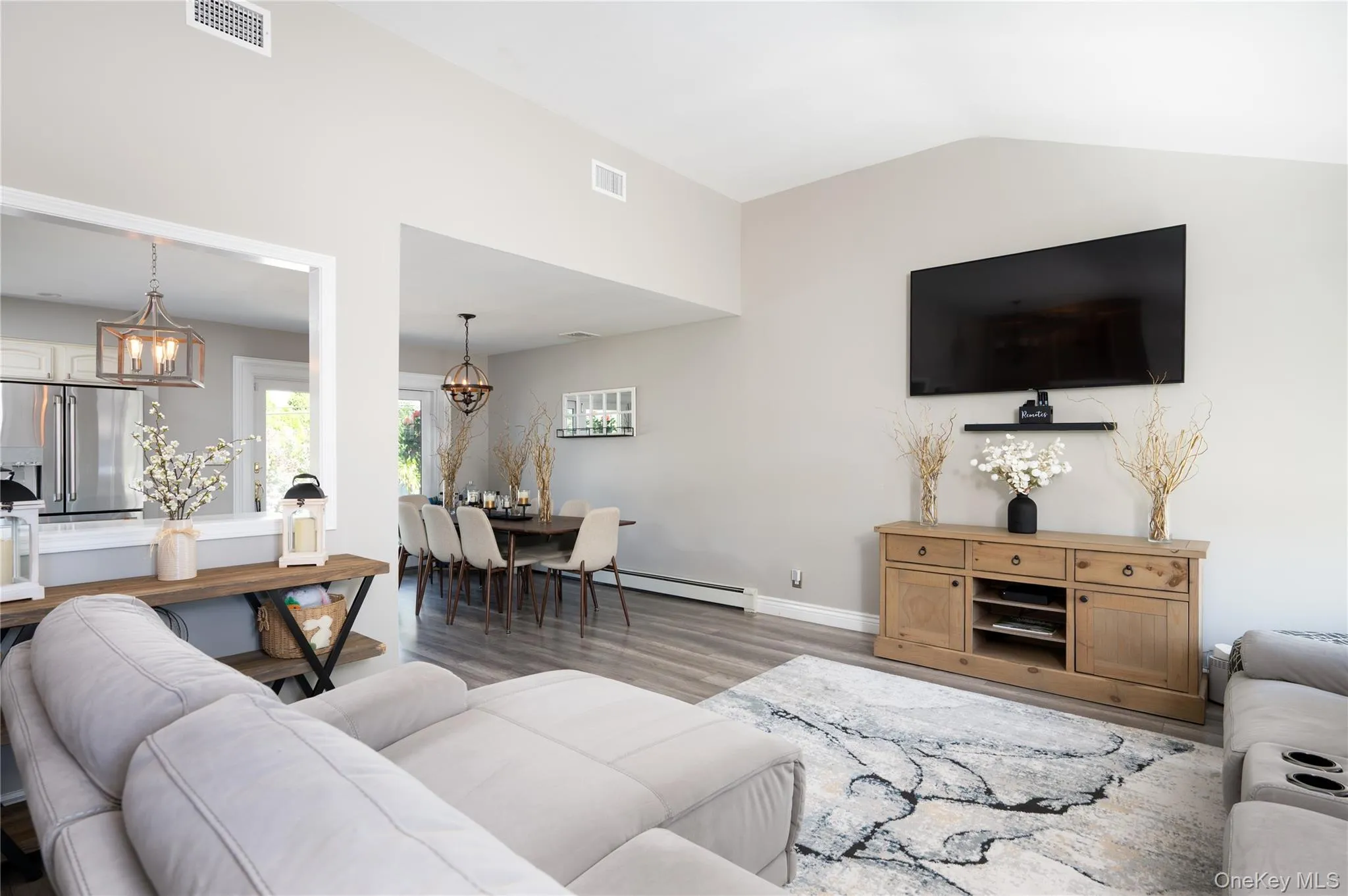 3765 Lynn Lane, Hempstead, NY, 4 Bedrooms Bedrooms, 10 Rooms Rooms,2 BathroomsBathrooms,Residential,For Rent,Lynn,0,1005468 3765 Lynn Lane, Hempstead, NY, 4 Bedrooms Bedrooms, 10 Rooms Rooms,2 BathroomsBathrooms,Residential,For Rent,Lynn,0,1005468