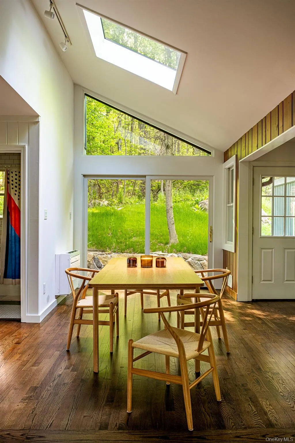 317 Lake Shore Road, Putnam Valley, NY, 2 Bedrooms Bedrooms, 3 Rooms Rooms,1 BathroomBathrooms,Residential Lease,For Rent,Lake Shore,0,KEY1005472 317 Lake Shore Road, Putnam Valley, NY, 2 Bedrooms Bedrooms, 3 Rooms Rooms,1 BathroomBathrooms,Residential Lease,For Rent,Lake Shore,0,KEY1005472