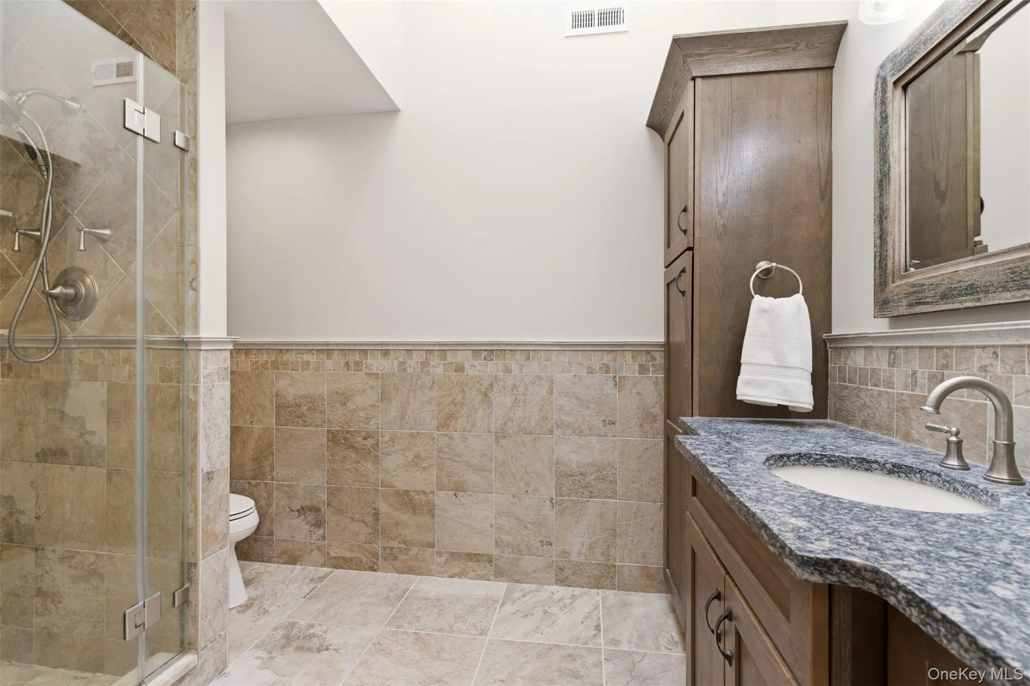 13 Pine Street, Huntington, NY, 2 Bedrooms Bedrooms, 5 Rooms Rooms,2 BathroomsBathrooms,Residential,For Rent,Pine,0,1005473 13 Pine Street, Huntington, NY, 2 Bedrooms Bedrooms, 5 Rooms Rooms,2 BathroomsBathrooms,Residential,For Rent,Pine,0,1005473
