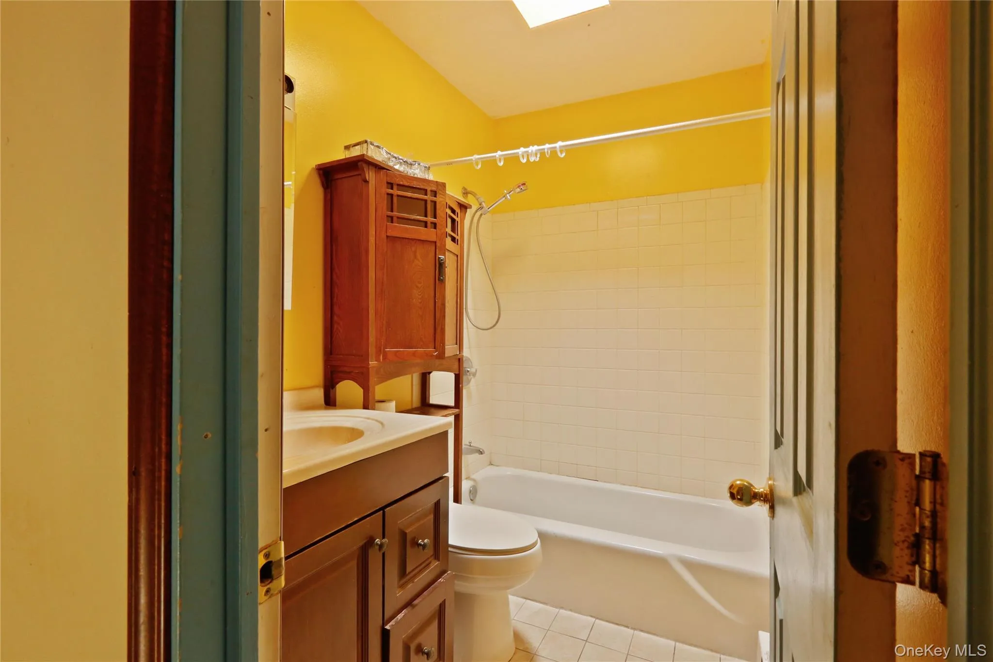 881 Albany Post Road, New Paltz, NY, 3 Bedrooms Bedrooms, 7 Rooms Rooms,2 BathroomsBathrooms,Residential,For Rent,Albany Post,0,1005475 881 Albany Post Road, New Paltz, NY, 3 Bedrooms Bedrooms, 7 Rooms Rooms,2 BathroomsBathrooms,Residential,For Rent,Albany Post,0,1005475