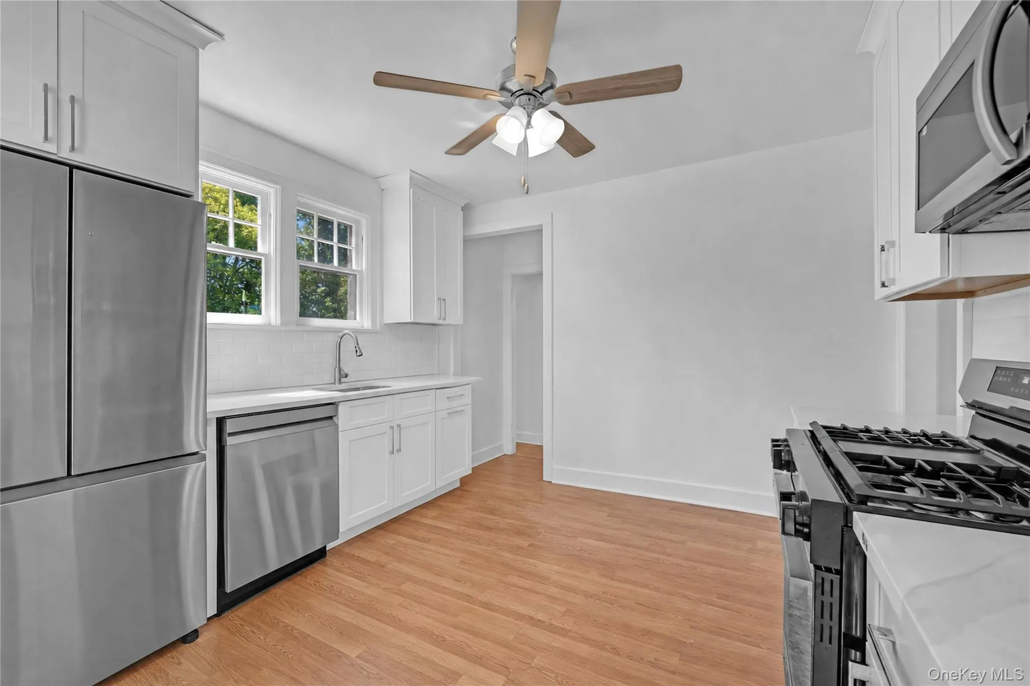 27 Summit Street, Eastchester, NY, 3 Bedrooms Bedrooms, 6 Rooms Rooms,2 BathroomsBathrooms,Residential Lease,For Rent,Summit,0,1005478 27 Summit Street, Eastchester, NY, 3 Bedrooms Bedrooms, 6 Rooms Rooms,2 BathroomsBathrooms,Residential Lease,For Rent,Summit,0,1005478