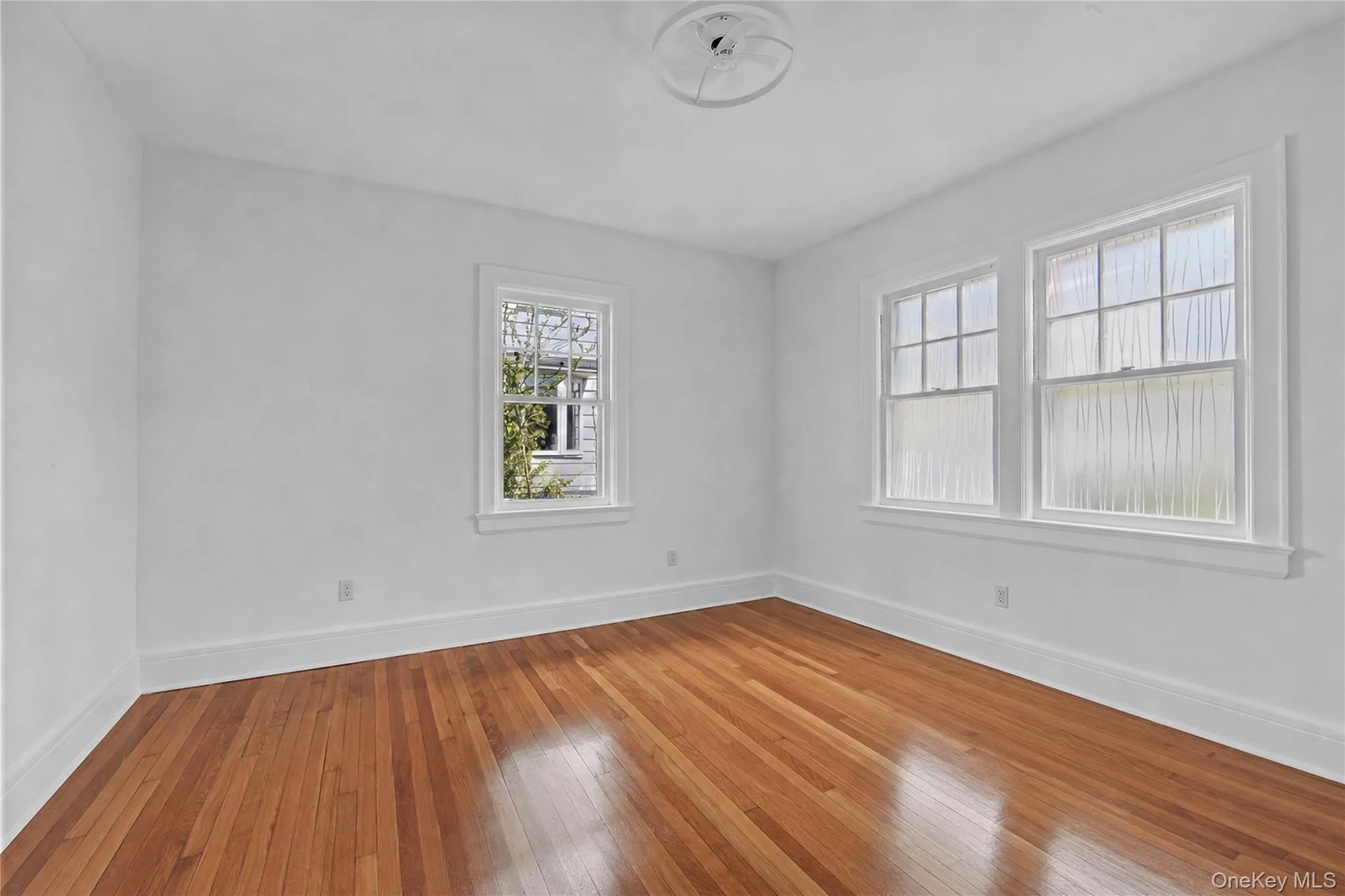 27 Summit Street, Eastchester, NY, 3 Bedrooms Bedrooms, 6 Rooms Rooms,2 BathroomsBathrooms,Residential Lease,For Rent,Summit,0,1005478 27 Summit Street, Eastchester, NY, 3 Bedrooms Bedrooms, 6 Rooms Rooms,2 BathroomsBathrooms,Residential Lease,For Rent,Summit,0,1005478