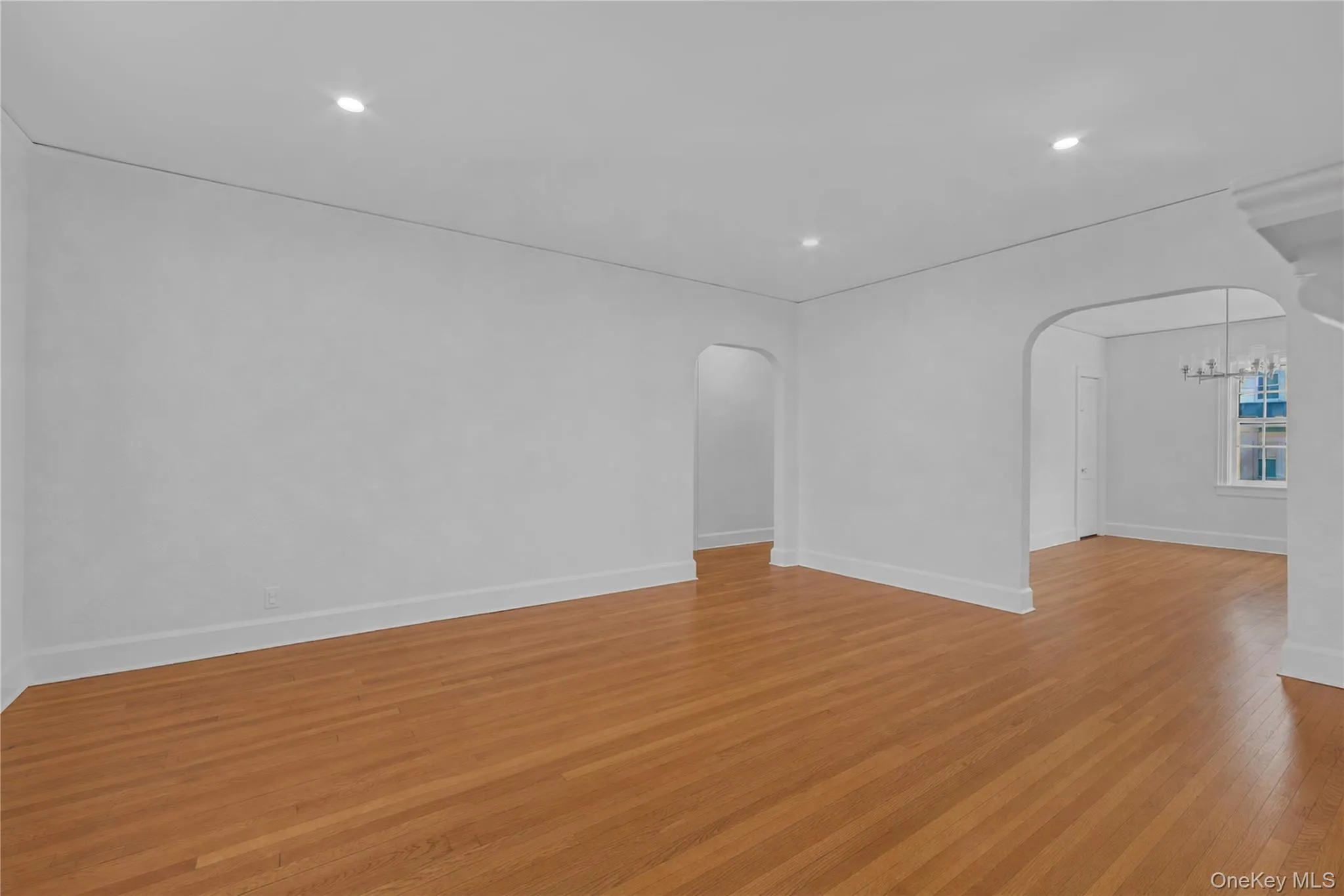 27 Summit Street, Eastchester, NY, 3 Bedrooms Bedrooms, 6 Rooms Rooms,2 BathroomsBathrooms,Residential Lease,For Rent,Summit,0,1005478 27 Summit Street, Eastchester, NY, 3 Bedrooms Bedrooms, 6 Rooms Rooms,2 BathroomsBathrooms,Residential Lease,For Rent,Summit,0,1005478