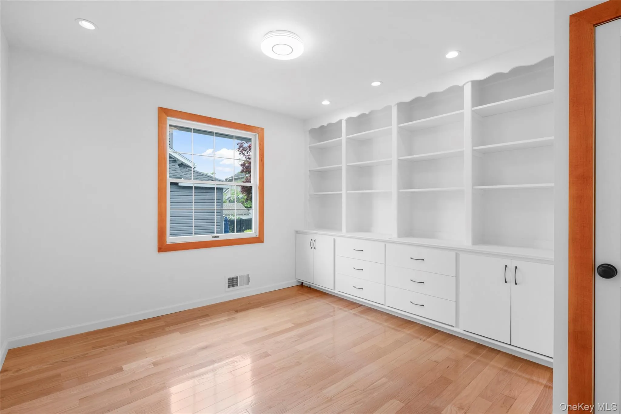 14 Ridgeland Terrace, Rye City, NY, 4 Bedrooms Bedrooms, 7 Rooms Rooms,2 BathroomsBathrooms,Residential,For Rent,Ridgeland,0,1005480 14 Ridgeland Terrace, Rye City, NY, 4 Bedrooms Bedrooms, 7 Rooms Rooms,2 BathroomsBathrooms,Residential,For Rent,Ridgeland,0,1005480