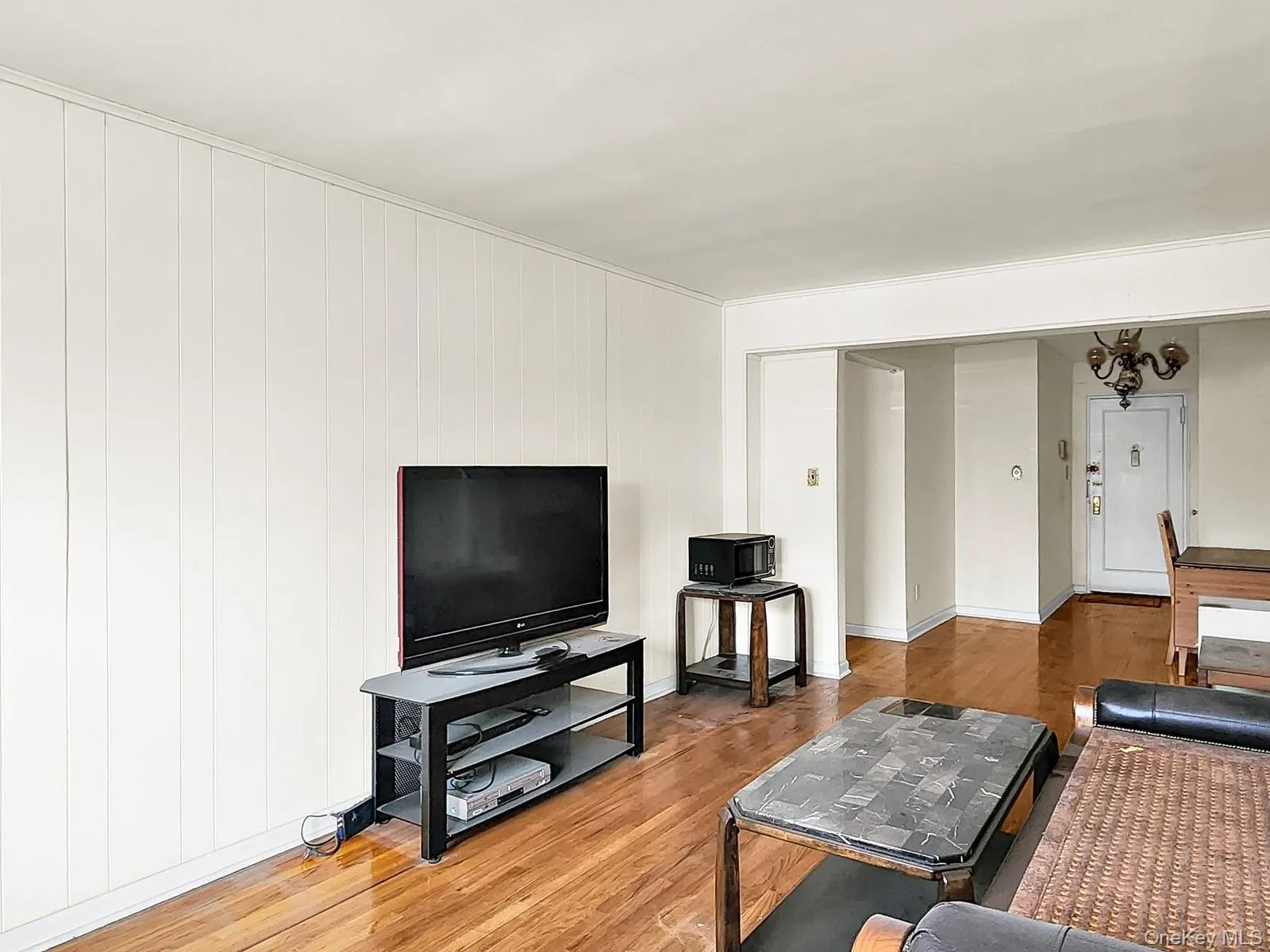 29-08 139th Street, New York, NY, 2 Bedrooms Bedrooms, 5 Rooms Rooms,1 BathroomBathrooms,Residential,For Rent,139th,0,1005482 29-08 139th Street, New York, NY, 2 Bedrooms Bedrooms, 5 Rooms Rooms,1 BathroomBathrooms,Residential,For Rent,139th,0,1005482