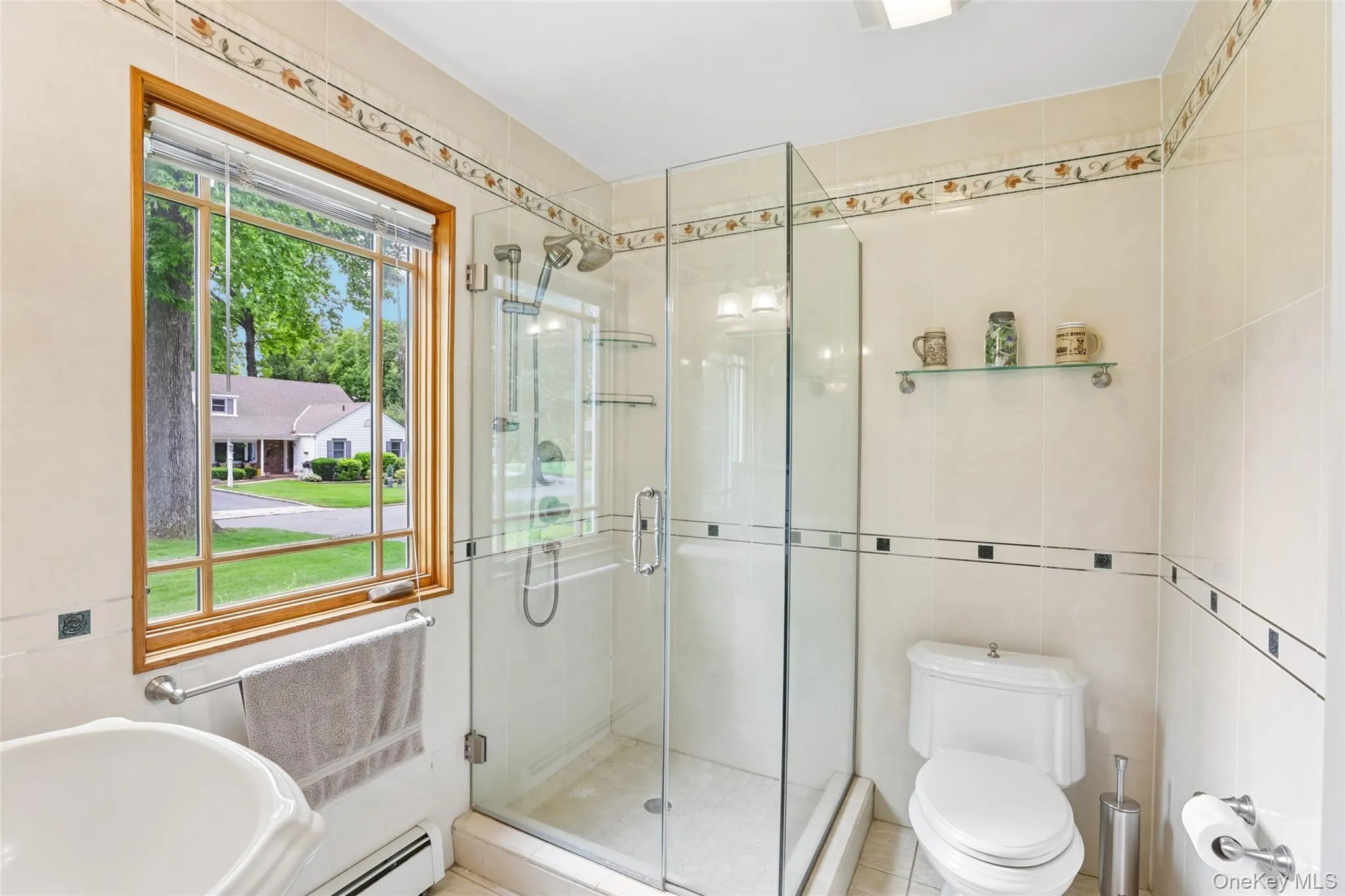 6 Berry Lane, Glen Cove, NY, 3 Bedrooms Bedrooms, 6 Rooms Rooms,2 BathroomsBathrooms,Residential,For Rent,Berry,0,1005483 6 Berry Lane, Glen Cove, NY, 3 Bedrooms Bedrooms, 6 Rooms Rooms,2 BathroomsBathrooms,Residential,For Rent,Berry,0,1005483