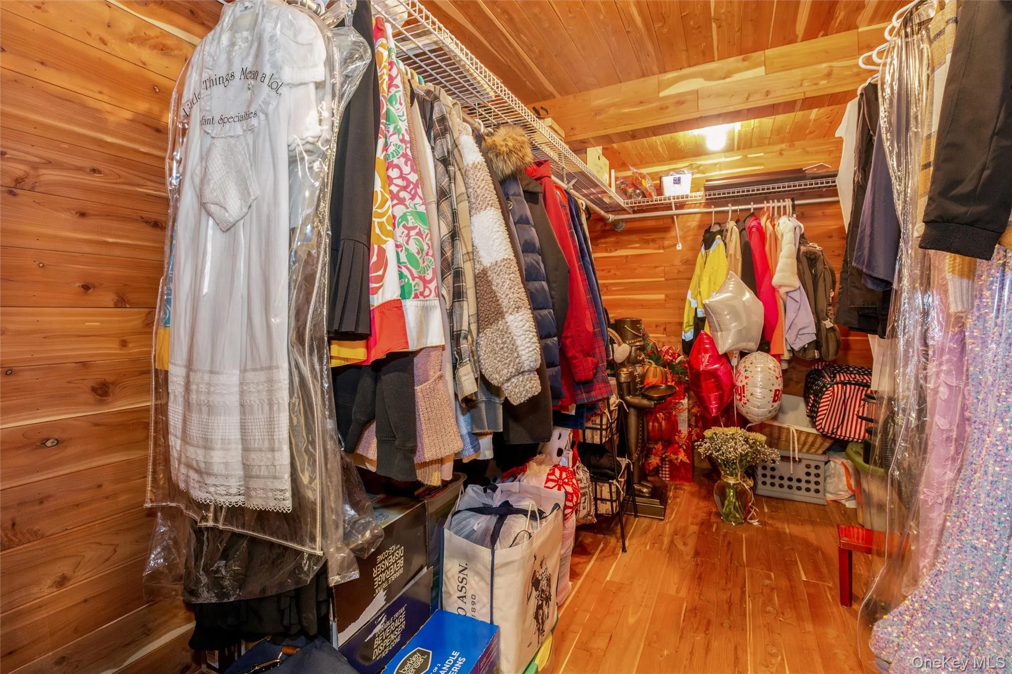 48 River Heights Drive, Smithtown, NY, 5 Bedrooms Bedrooms, 11 Rooms Rooms,3 BathroomsBathrooms,Residential,For Rent,River Heights,0,1005485 48 River Heights Drive, Smithtown, NY, 5 Bedrooms Bedrooms, 11 Rooms Rooms,3 BathroomsBathrooms,Residential,For Rent,River Heights,0,1005485