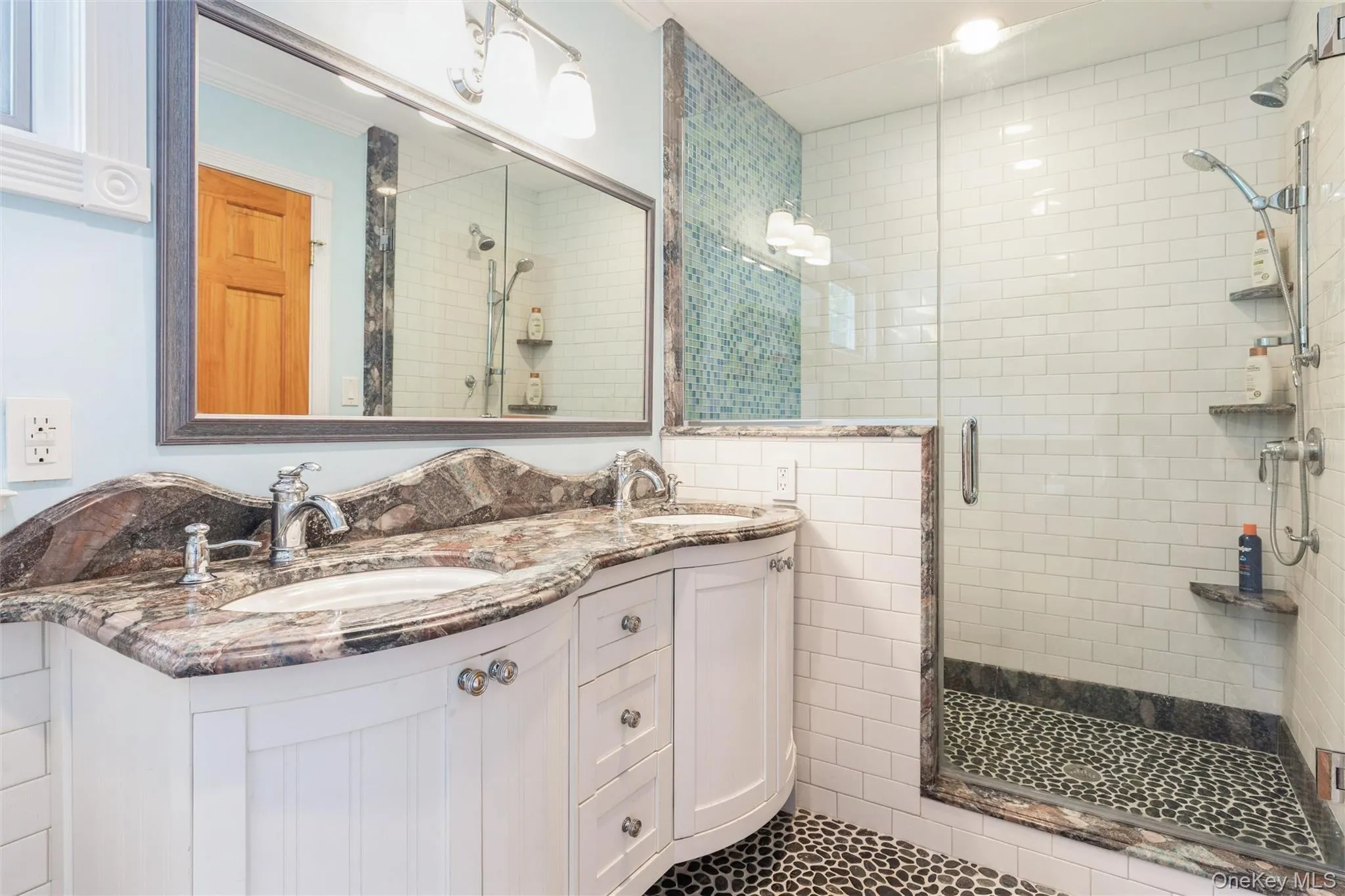 48 River Heights Drive, Smithtown, NY, 5 Bedrooms Bedrooms, 11 Rooms Rooms,3 BathroomsBathrooms,Residential,For Rent,River Heights,0,1005485 48 River Heights Drive, Smithtown, NY, 5 Bedrooms Bedrooms, 11 Rooms Rooms,3 BathroomsBathrooms,Residential,For Rent,River Heights,0,1005485