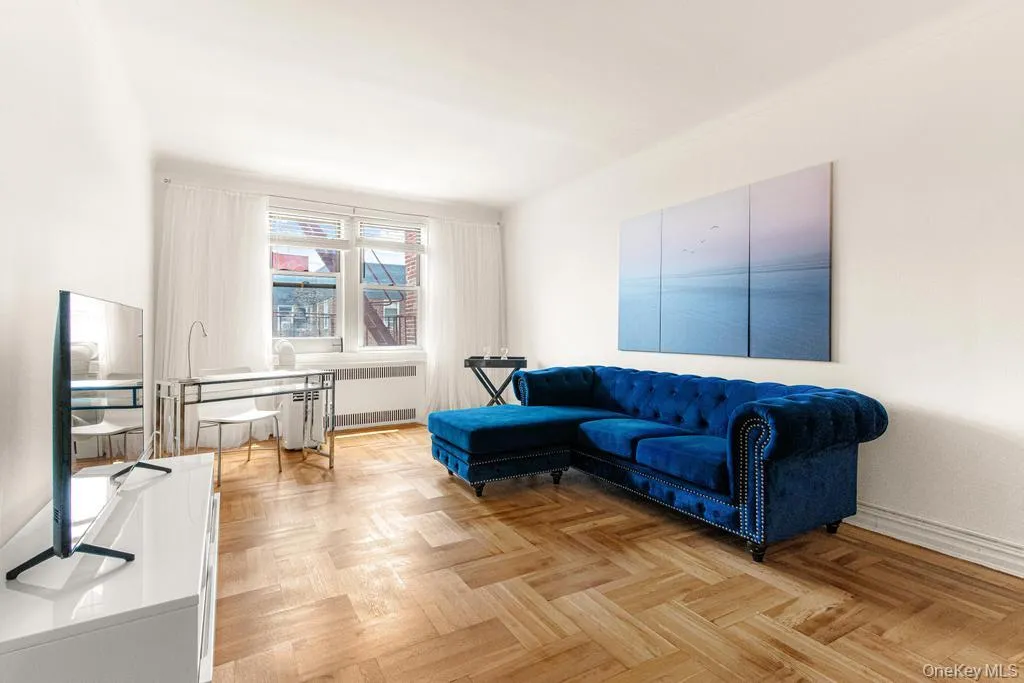 100-10 67th Rd, New York, NY, 1 Bedroom Bedrooms, 4 Rooms Rooms,1 BathroomBathrooms,Residential Lease,For Rent,67th Rd,0,1005490 100-10 67th Rd, New York, NY, 1 Bedroom Bedrooms, 4 Rooms Rooms,1 BathroomBathrooms,Residential Lease,For Rent,67th Rd,0,1005490