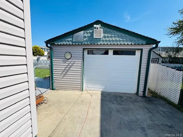 Garage Detached Garage Detached