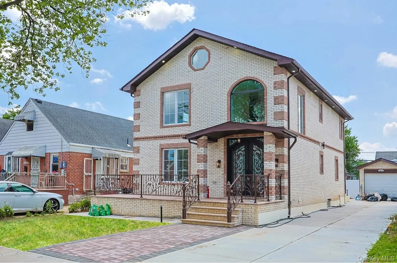 83-46 248th Street, New York, NY, 4 Bedrooms Bedrooms, 8 Rooms Rooms,4 BathroomsBathrooms,Residential,For Rent,248th,0,1005496 83-46 248th Street, New York, NY, 4 Bedrooms Bedrooms, 8 Rooms Rooms,4 BathroomsBathrooms,Residential,For Rent,248th,0,1005496