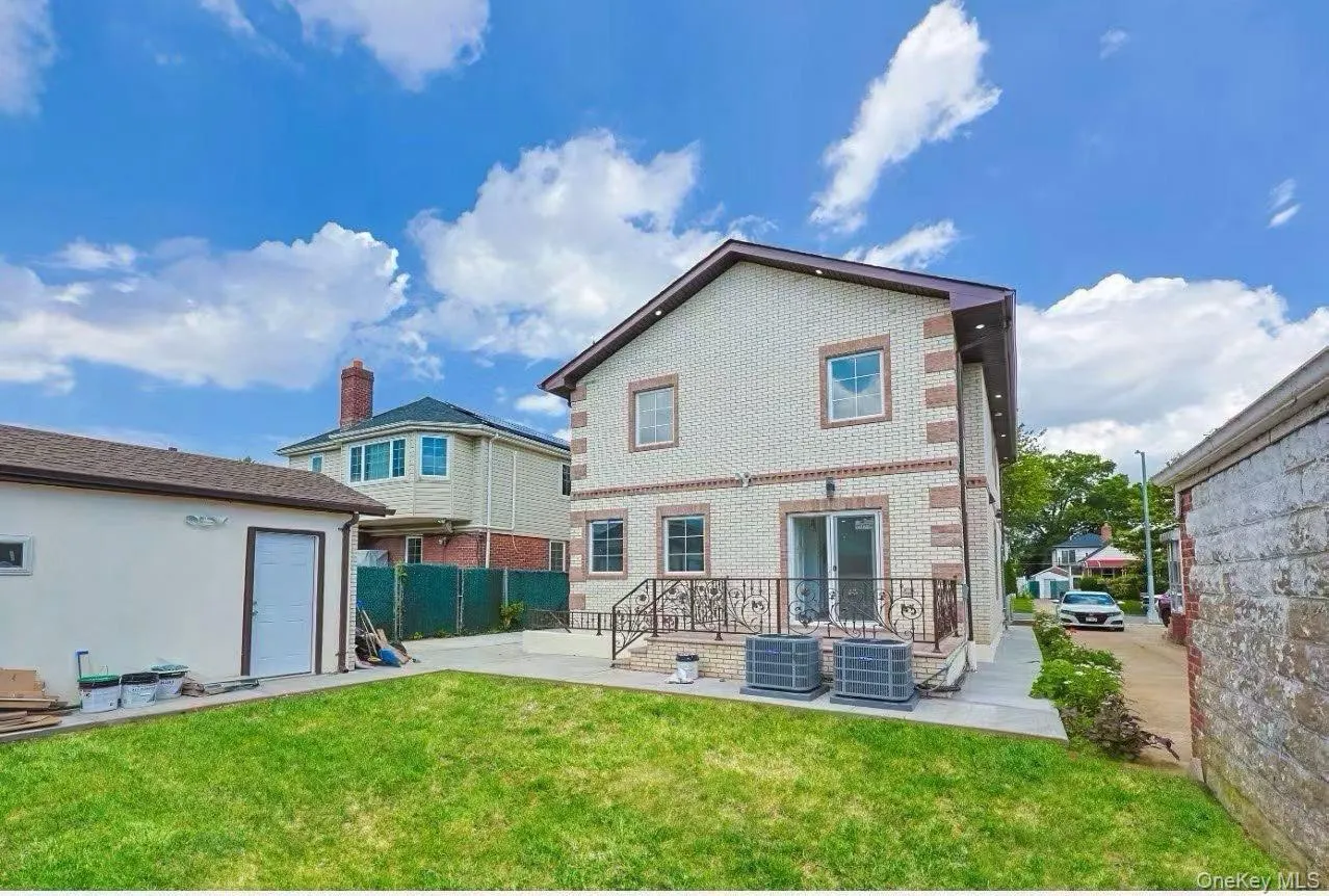 83-46 248th Street, New York, NY, 4 Bedrooms Bedrooms, 8 Rooms Rooms,4 BathroomsBathrooms,Residential,For Rent,248th,0,1005496 83-46 248th Street, New York, NY, 4 Bedrooms Bedrooms, 8 Rooms Rooms,4 BathroomsBathrooms,Residential,For Rent,248th,0,1005496