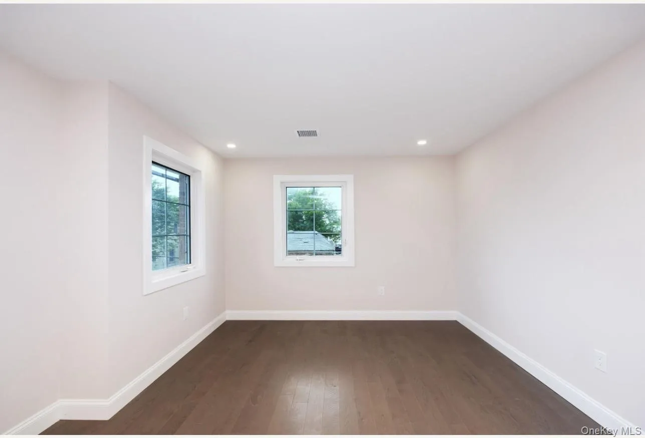 83-46 248th Street, New York, NY, 4 Bedrooms Bedrooms, 8 Rooms Rooms,4 BathroomsBathrooms,Residential,For Rent,248th,0,1005496 83-46 248th Street, New York, NY, 4 Bedrooms Bedrooms, 8 Rooms Rooms,4 BathroomsBathrooms,Residential,For Rent,248th,0,1005496