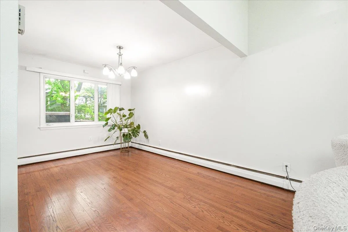 2466 new york New York Avenue, Huntington, NY, 3 Bedrooms Bedrooms, 9 Rooms Rooms,2 BathroomsBathrooms,Residential,For Rent,New York,0,1005500 2466 new york New York Avenue, Huntington, NY, 3 Bedrooms Bedrooms, 9 Rooms Rooms,2 BathroomsBathrooms,Residential,For Rent,New York,0,1005500